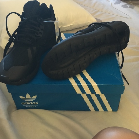 Brand New Tubular Runner Adidas - Picture 2 of 4