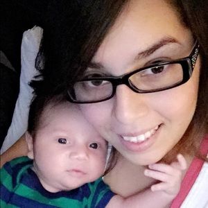 Meet your Posher, April