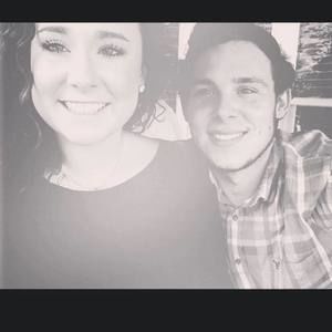 Meet your Posher, Caitlin