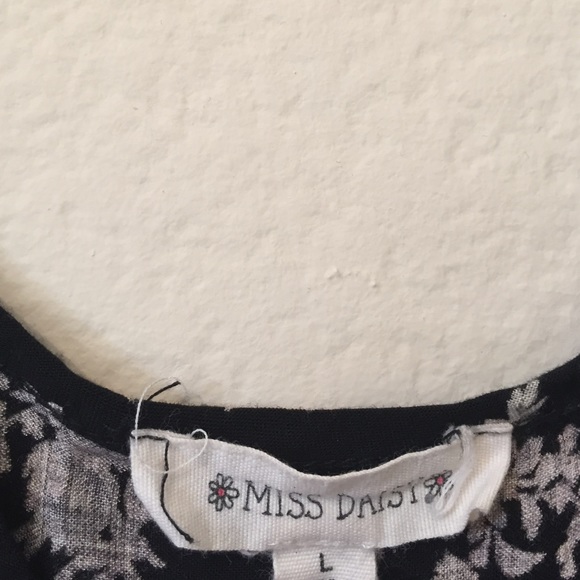 Summer dress - Picture 3 of 3