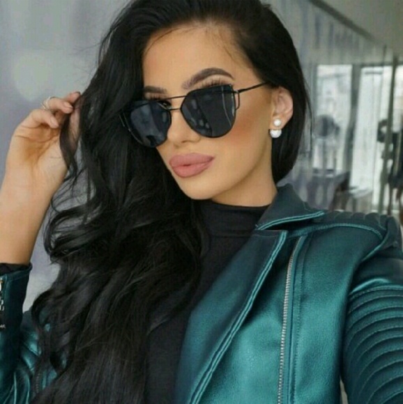 *Lowest price*Brand new Black mirror sunglasses