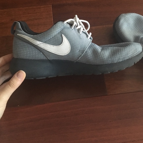 Nike Roshe 7Y