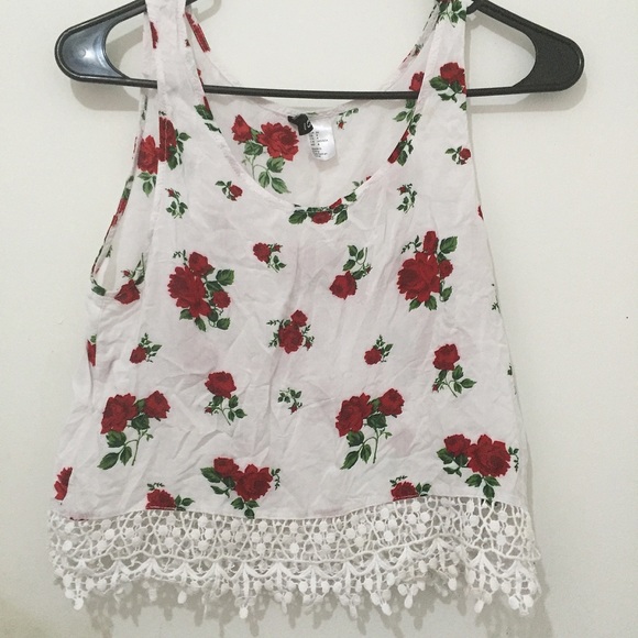Rose tank top 🌹