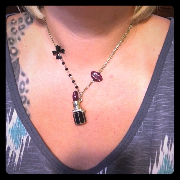 Betsey Johnson lipstick Necklace & bracelet