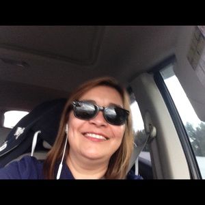 Meet your Posher, Maritza