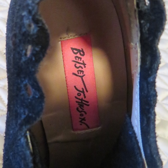 Betsey Johnson Platform Heels - Picture 4 of 4