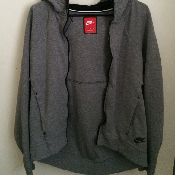 Women's grey Nike jacket