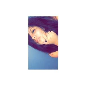 Meet your Posher, Saray