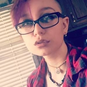 Meet your Posher, Casey