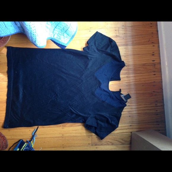 Marc by Marc Jacobs small black and navy t shirt - Picture 2 of 4