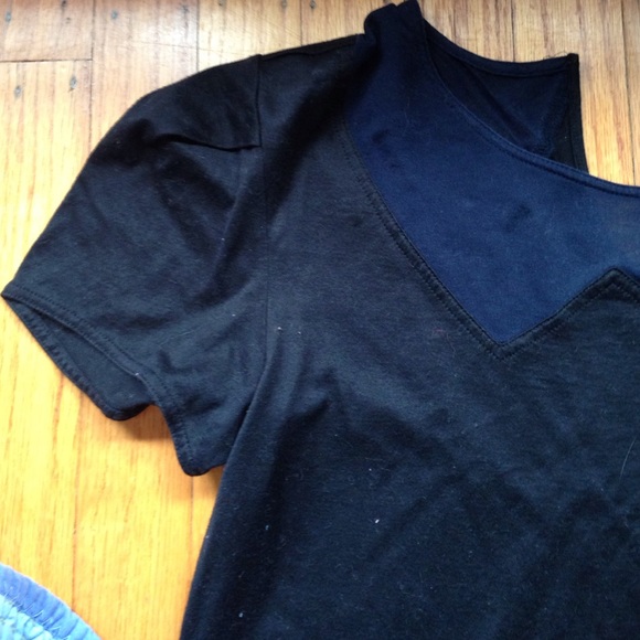 Marc by Marc Jacobs small black and navy t shirt - Picture 4 of 4