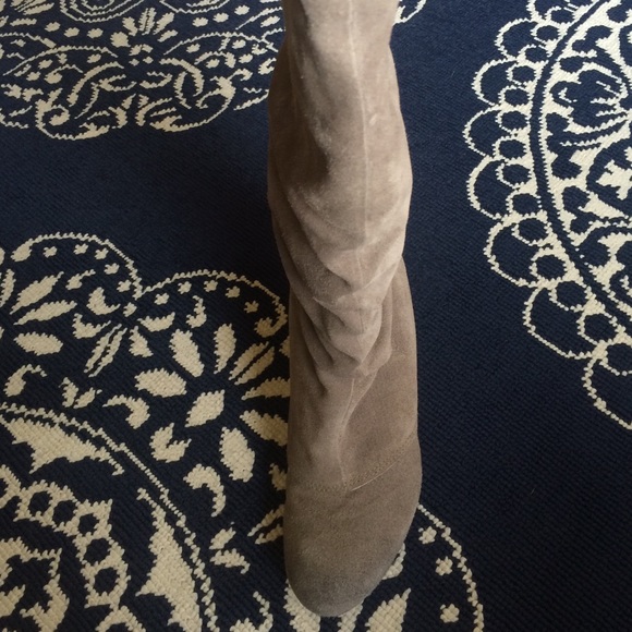 Leather boots - Picture 4 of 5