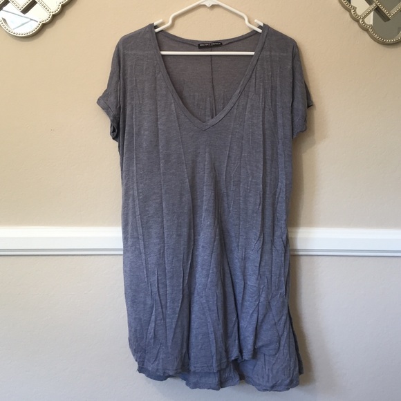Brandy Melville "Camden" Tee