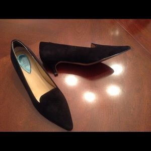 Swede kitten shoes size 8ww Fitzwell