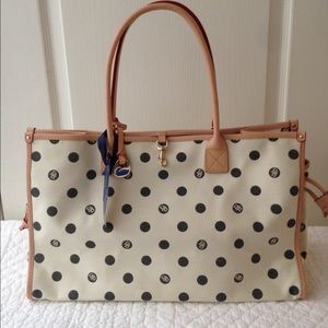 Brand New! DOONEY and BOURKE shoulder bag