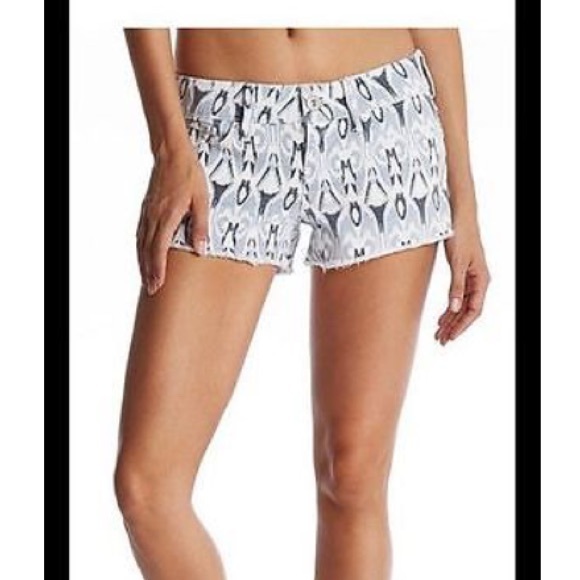 Guess shorts