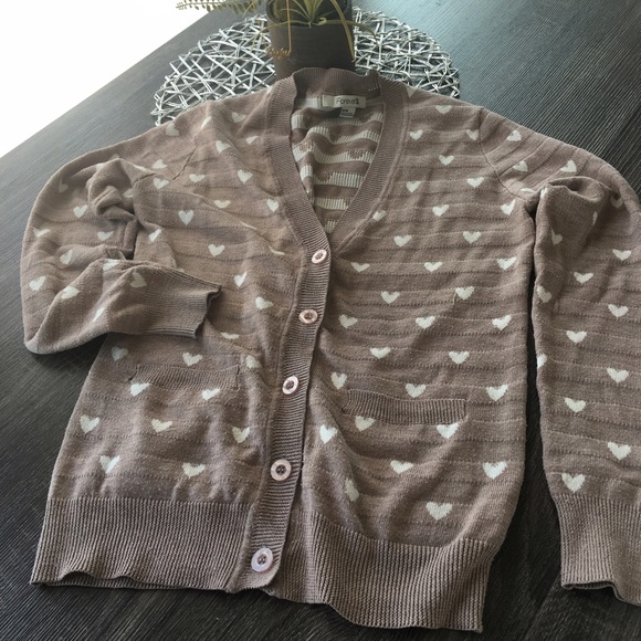 Cardigan - Picture 2 of 4