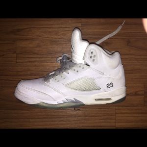 Jordans - BOYS GRADE SCHOOL