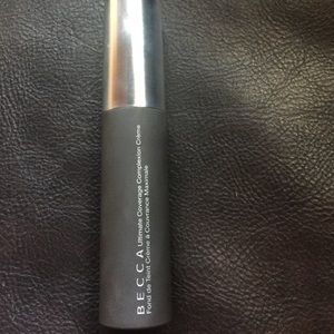 BECCA Ultimate Coverage Complexion Crème
