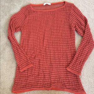 Knit long sleeve top