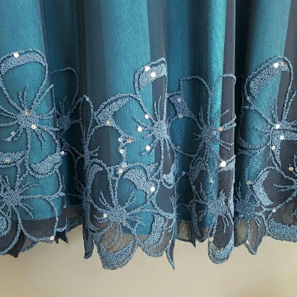 Teal Cocktail Part Dress - Picture 3 of 4