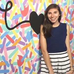 Meet your Posher, Emily