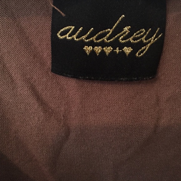 Francesca's Tank - Picture 2 of 2