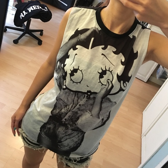 Betty Boop Tank Top - Picture 3 of 4