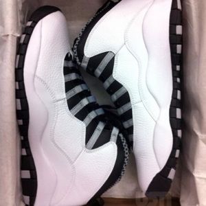 Jordan retro 10s