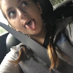 Meet your Posher, Alison