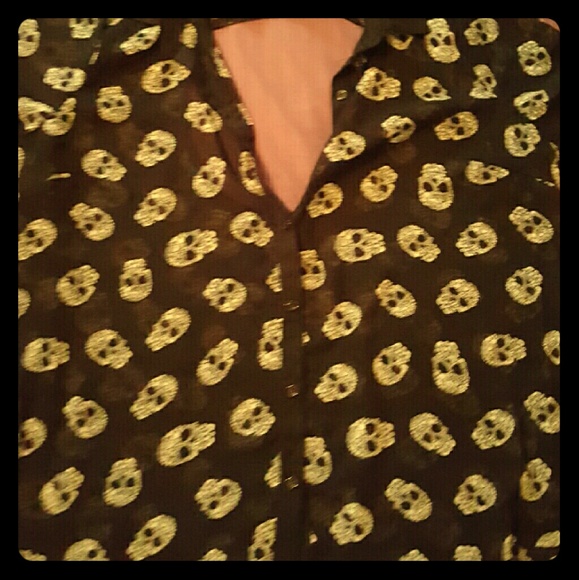 Torrid skull top