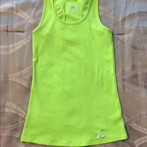 SOLD!! UNDER ARMOUR TANK SZ SM