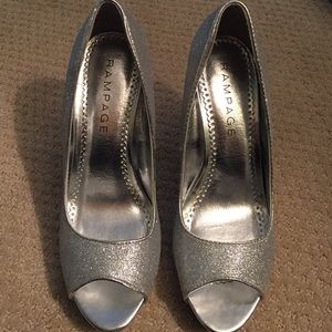 Rampage Gracee Gliter Pumps