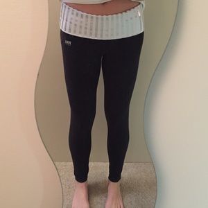 PINK Victoria's Secret leggings