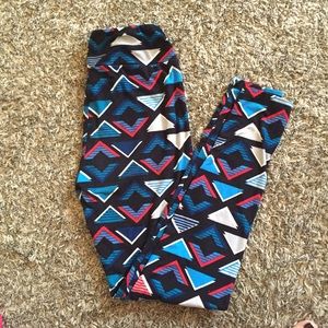 Lularoe OS leggings.