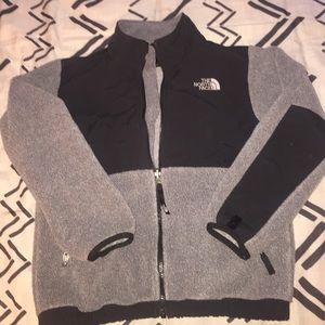 GREY NORTH FACE PERFECT CONDITION XS