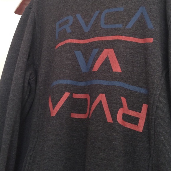 Sweater - Picture 2 of 4