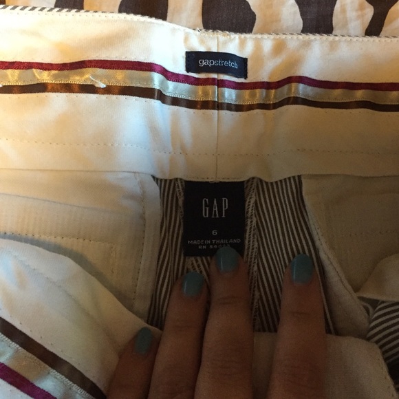 Gap Seersucker Striped Bermuda Shorts - 6 - Picture 2 of 4