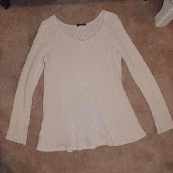 Brandy Melville Sweaters - Brandy melville cream sweater