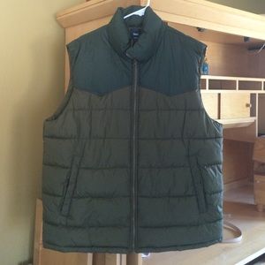 Men's XL forest green down vest