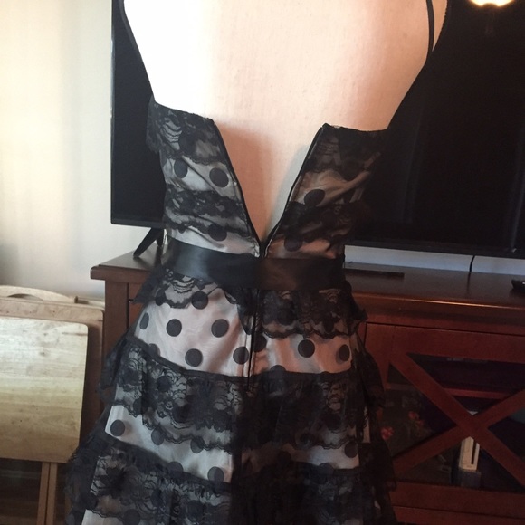 Beautiful Polka Dot Dress - Picture 3 of 4