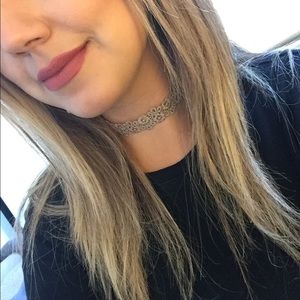 Lace choker necklace