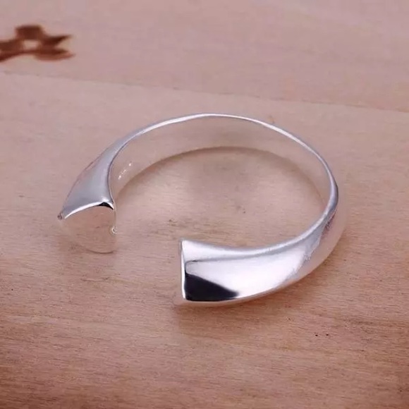 💙💙💙💙 Heart Ring 💙💙💙💙 - Picture 2 of 2