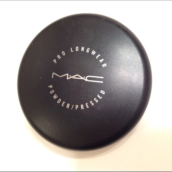 Mac Pro Longwear Powder