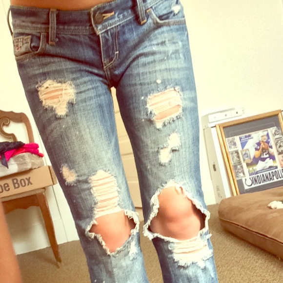 Hollister distressed jeans