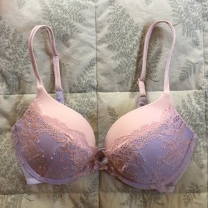 NWOT Victoria's Secret Very Sexy Push Up Bra 32D