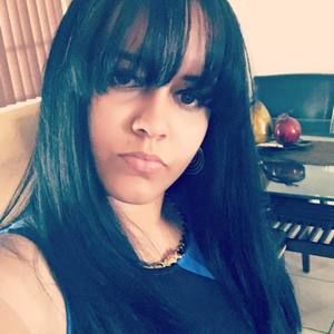 Meet your Posher, Beatriz