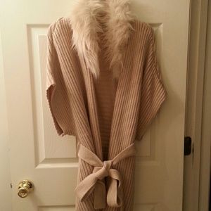Jennifer Lopez fur collar cardigan