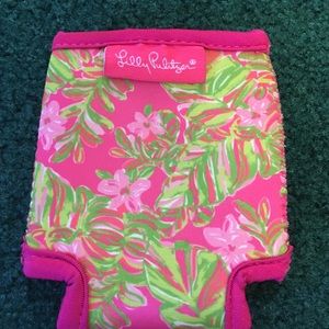 Lilly Pulitzer drink hugger