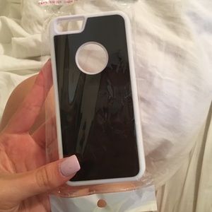 iPhone anti gravity case brand new!!